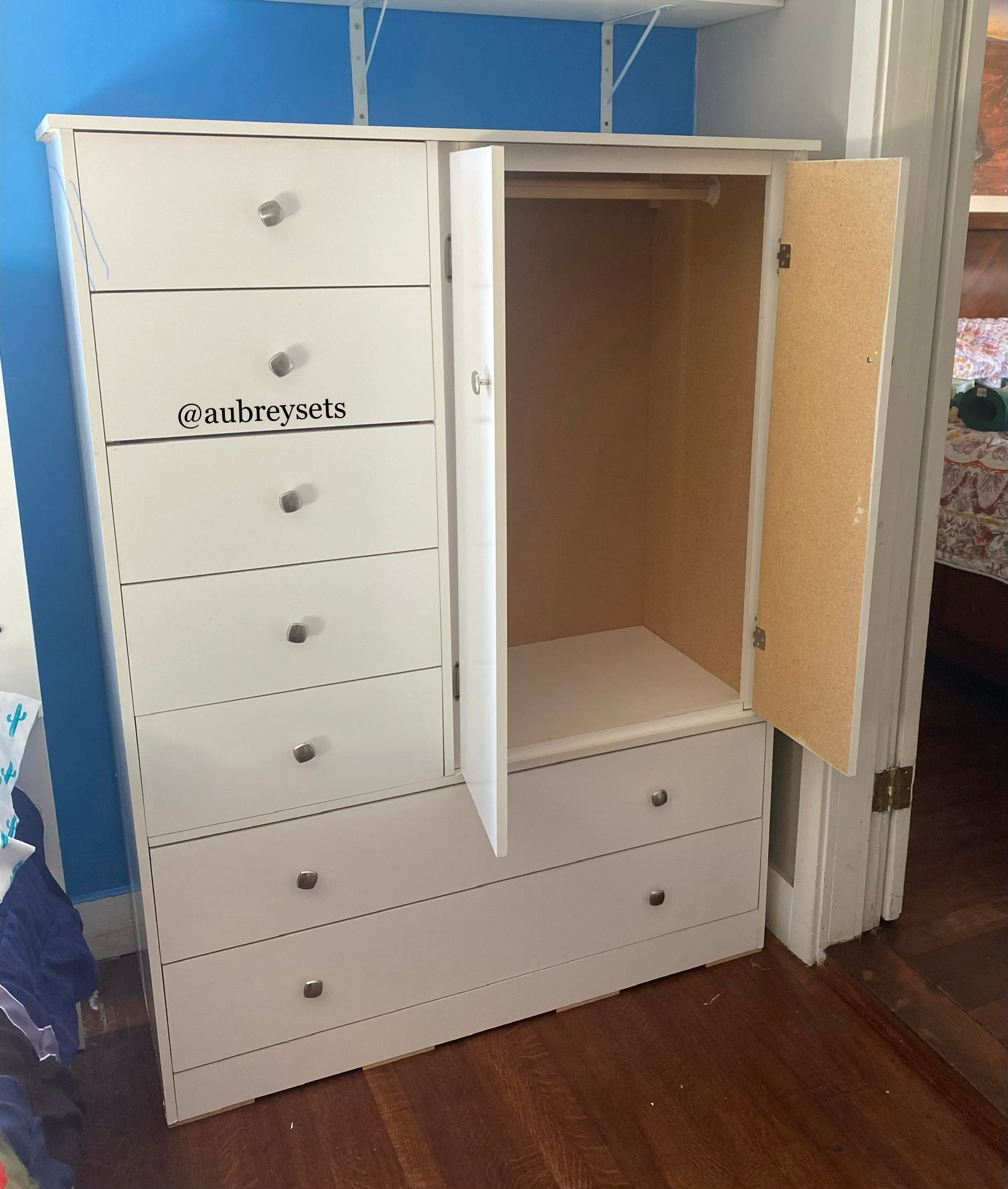 7 drawer closet