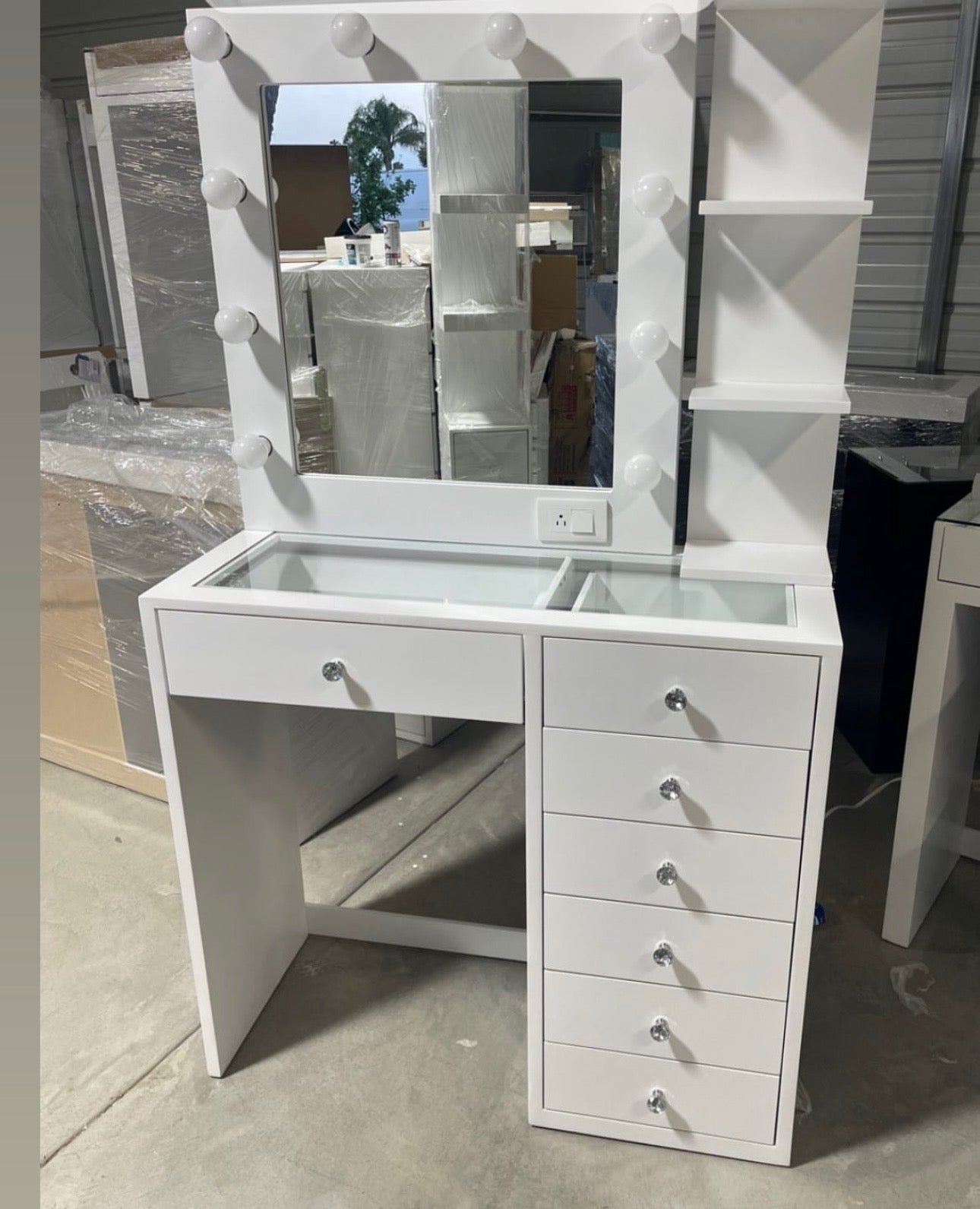 White 40in vanity with shelf
